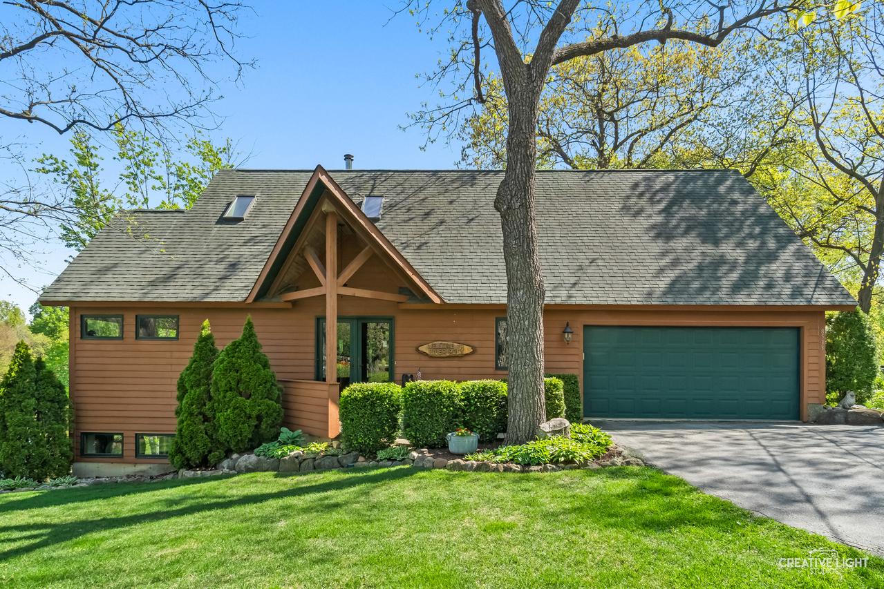 8533 Van Emmon Rd., Yorkville, IL 60560