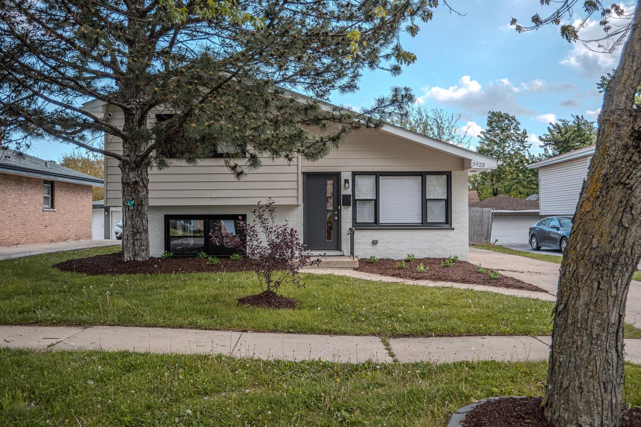3925 168th Pl., Country Club Hills, IL 60478