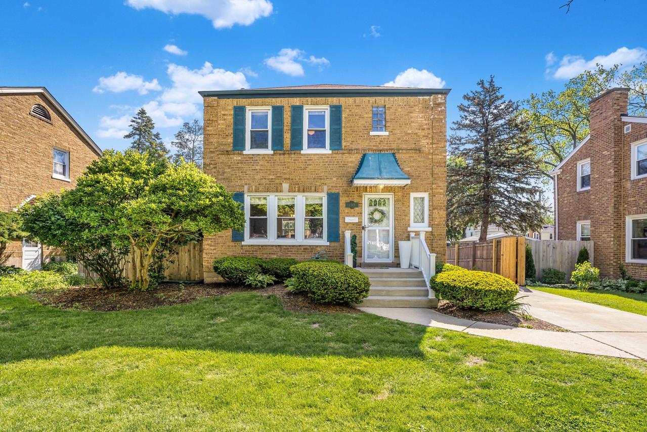 2315 Downing Ave., Westchester, IL 60154