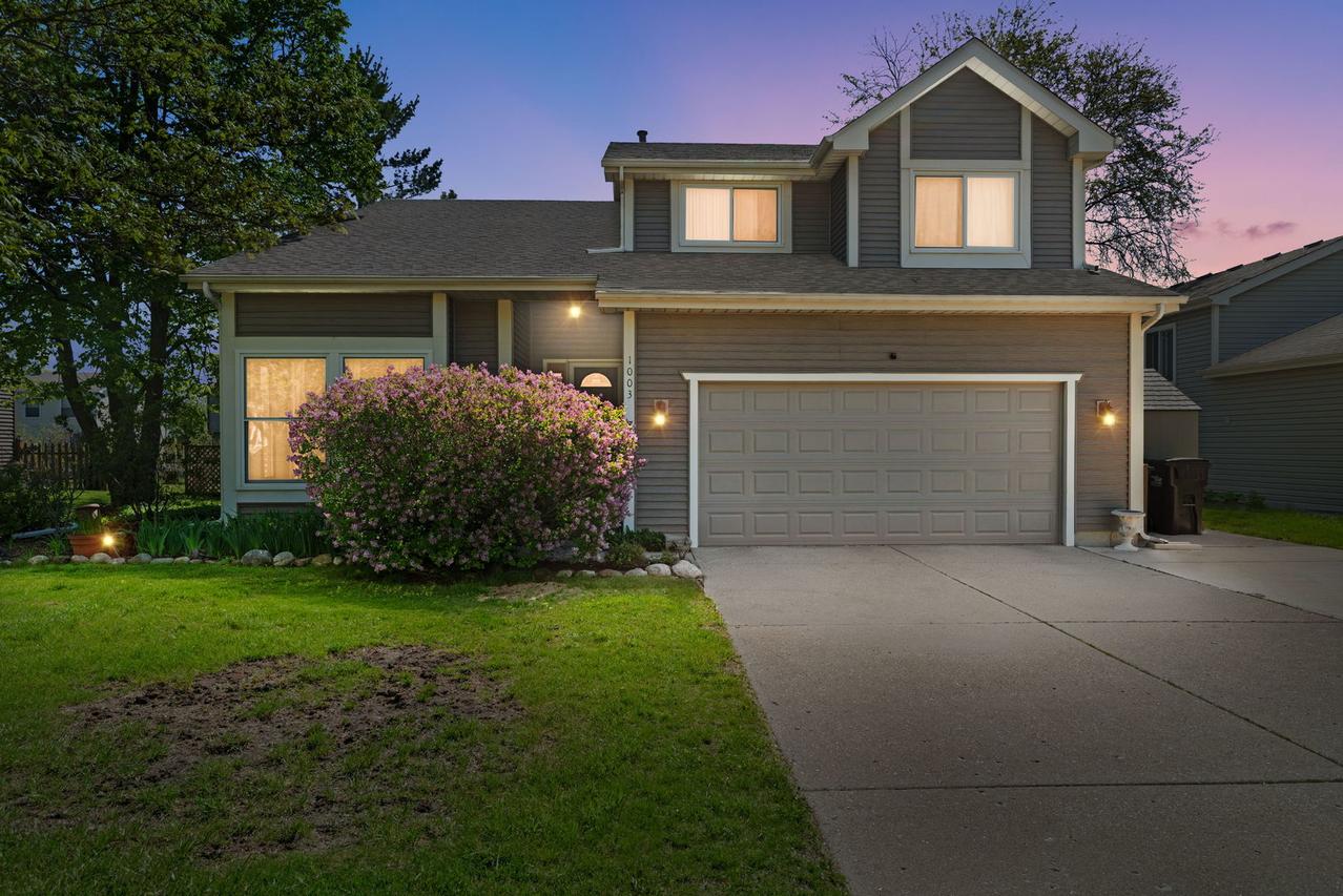 1003 Wesley Dr., Crystal Lake, IL 60014