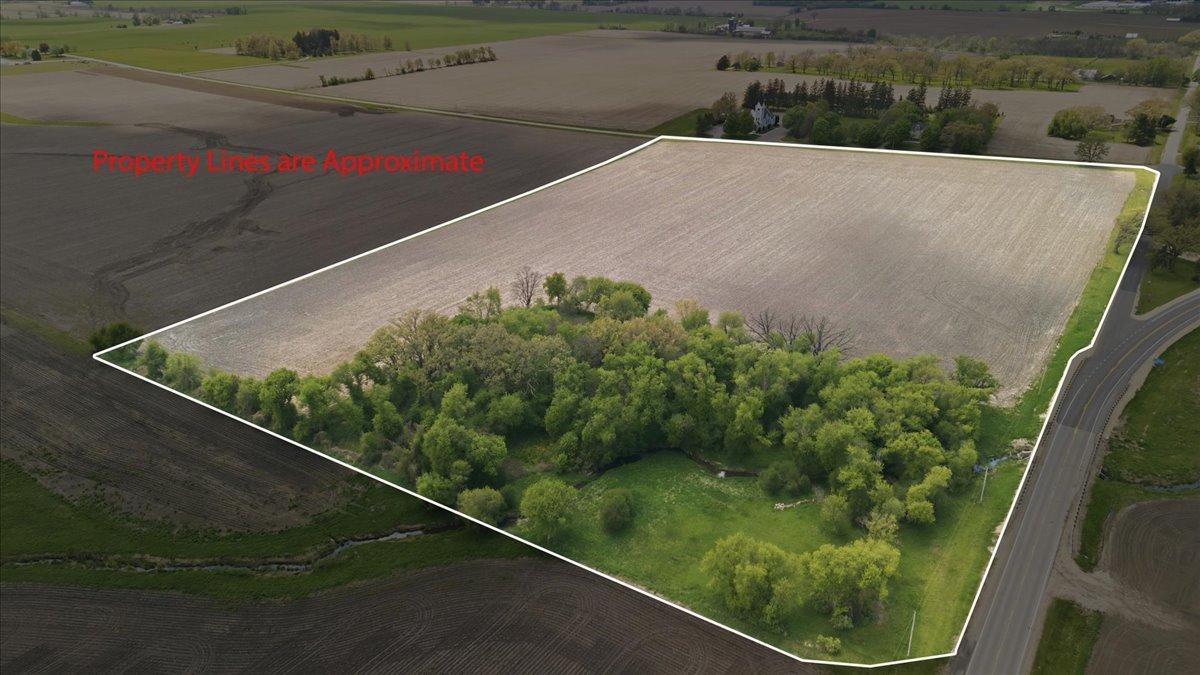 39xx State Line Rd., Poplar Grove, IL 61065