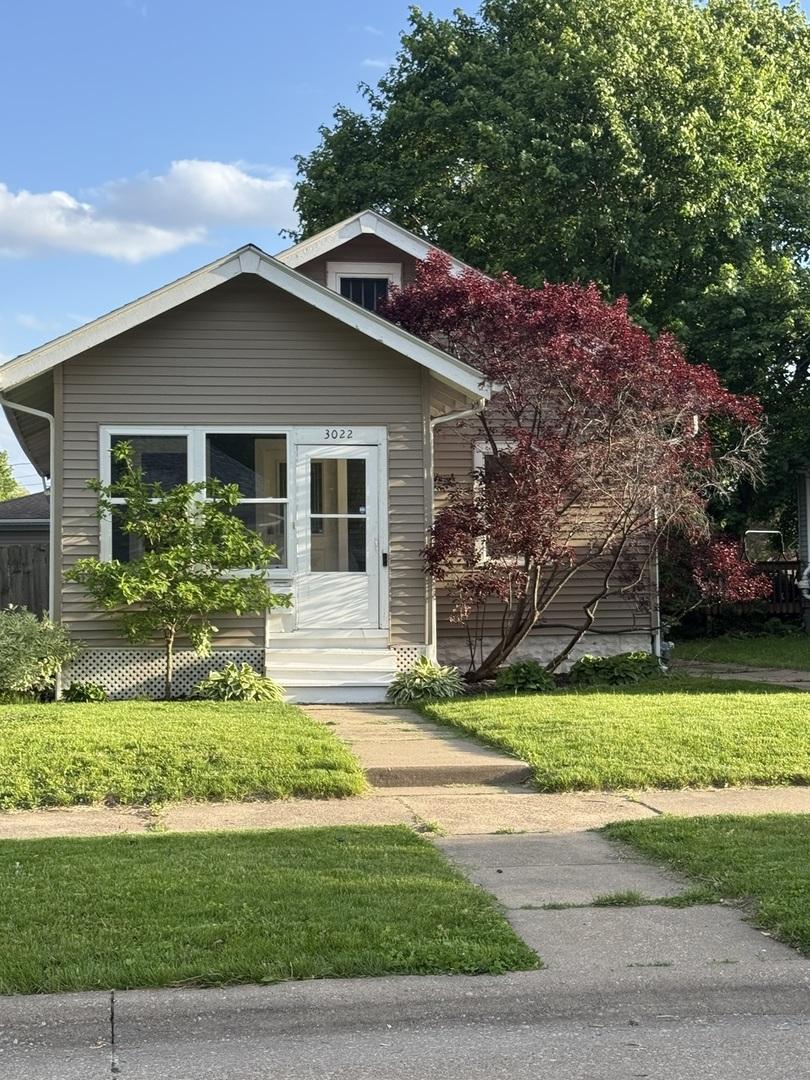 3022 22nd Ave., Rock Island, IL 61201