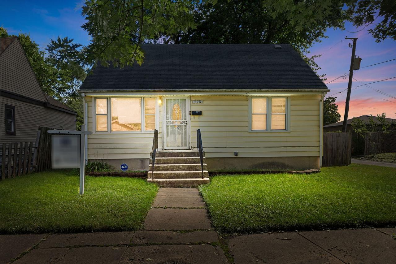 14931 Hoyne Ave., Harvey, IL 60426
