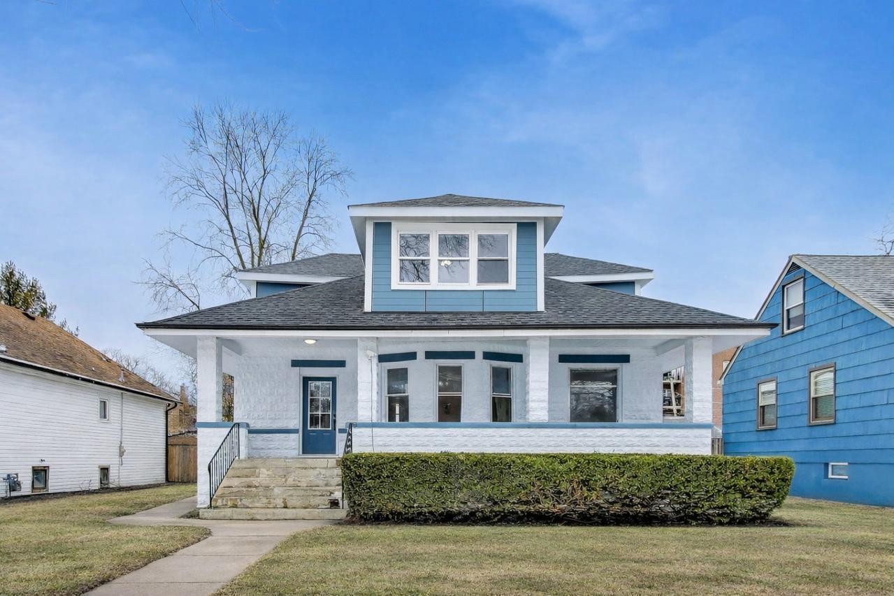 1638 Oakwood Ave., Des Plaines, IL 60016