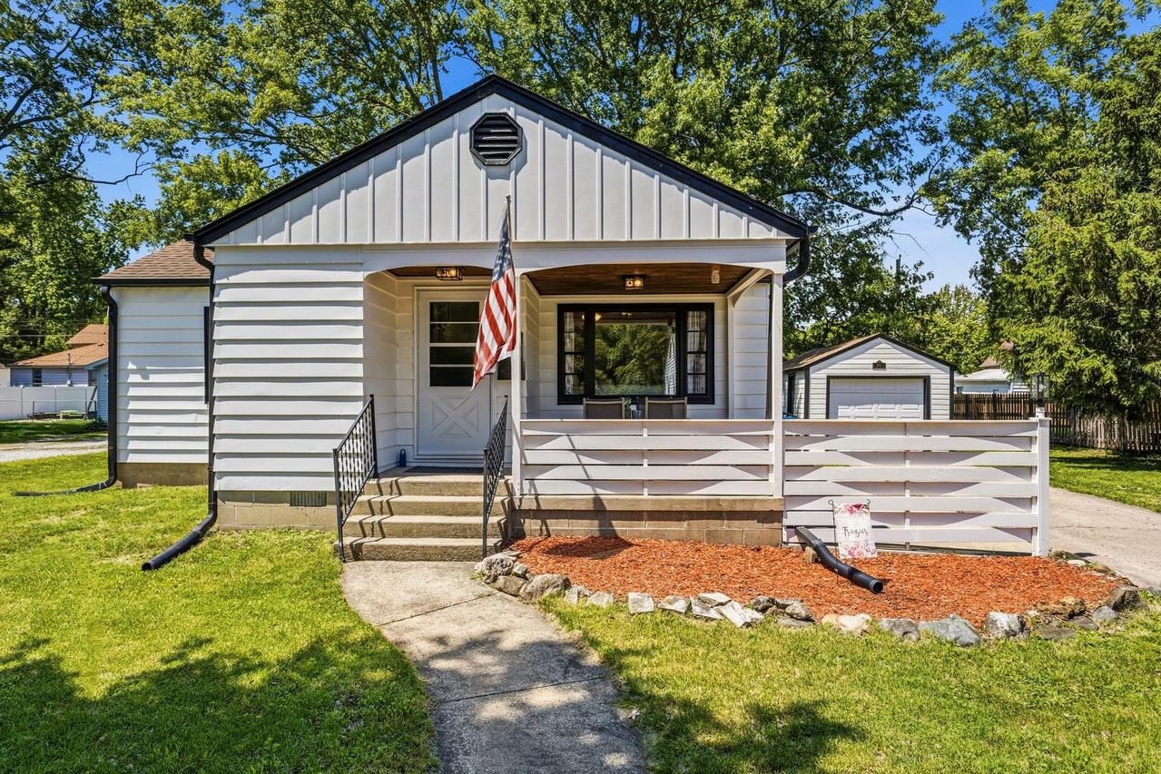 442 S Hamilton St., Monticello, IL 61856