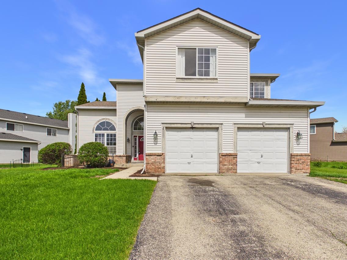 158 Cider St., Bolingbrook, IL 60490