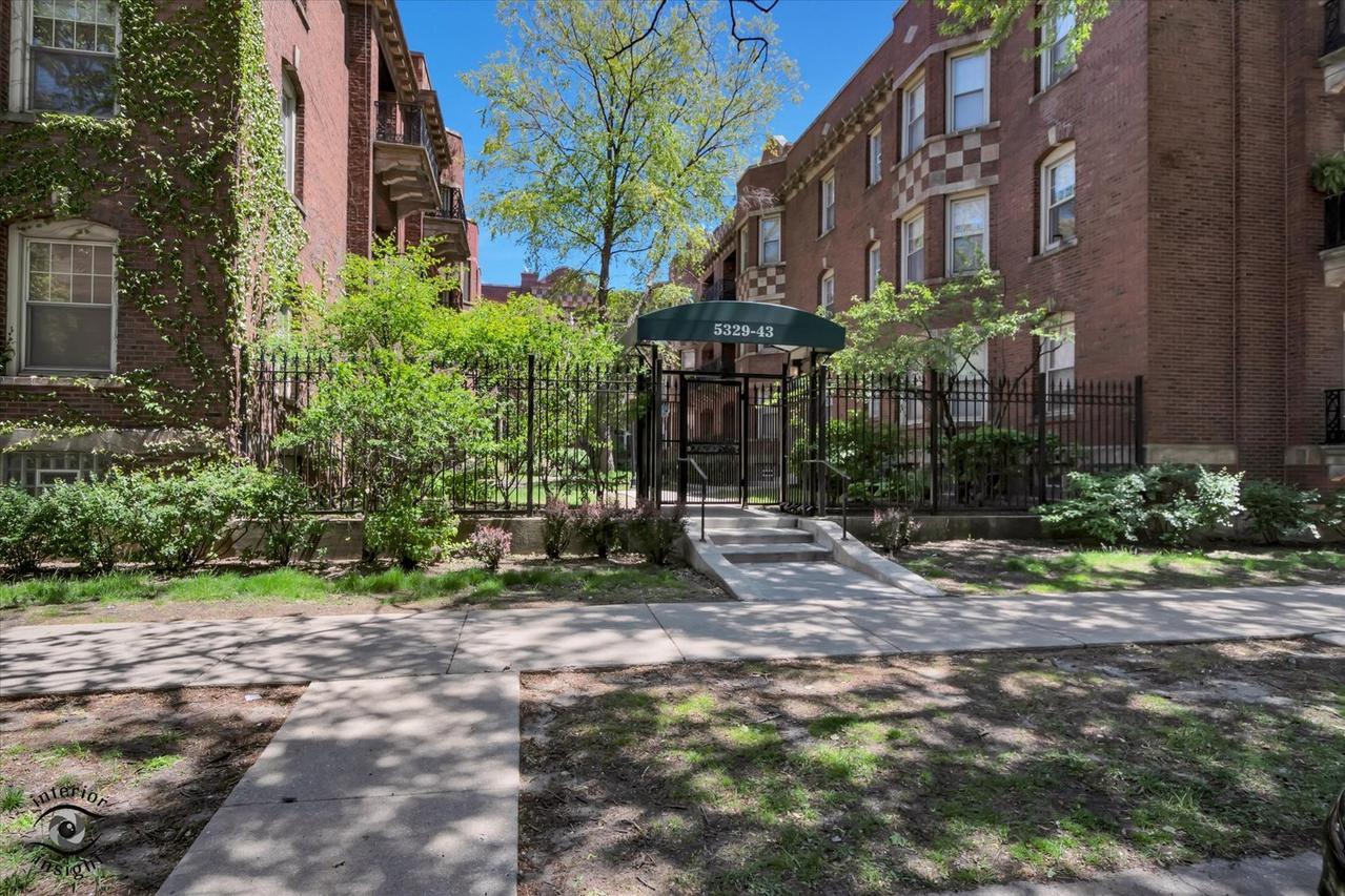 5335 S Harper Ave. #1, Chicago, IL 60615