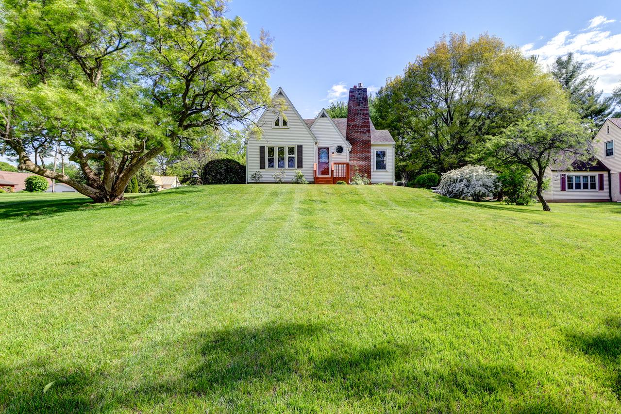 313 W 2nd St., Prophetstown, IL 61277