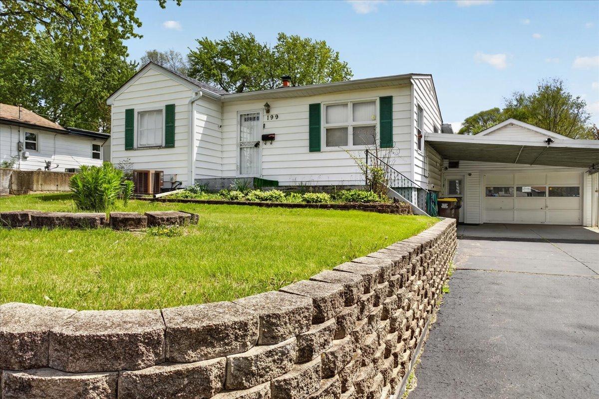199 E Wilson Ave., Machesney Park, IL 61115
