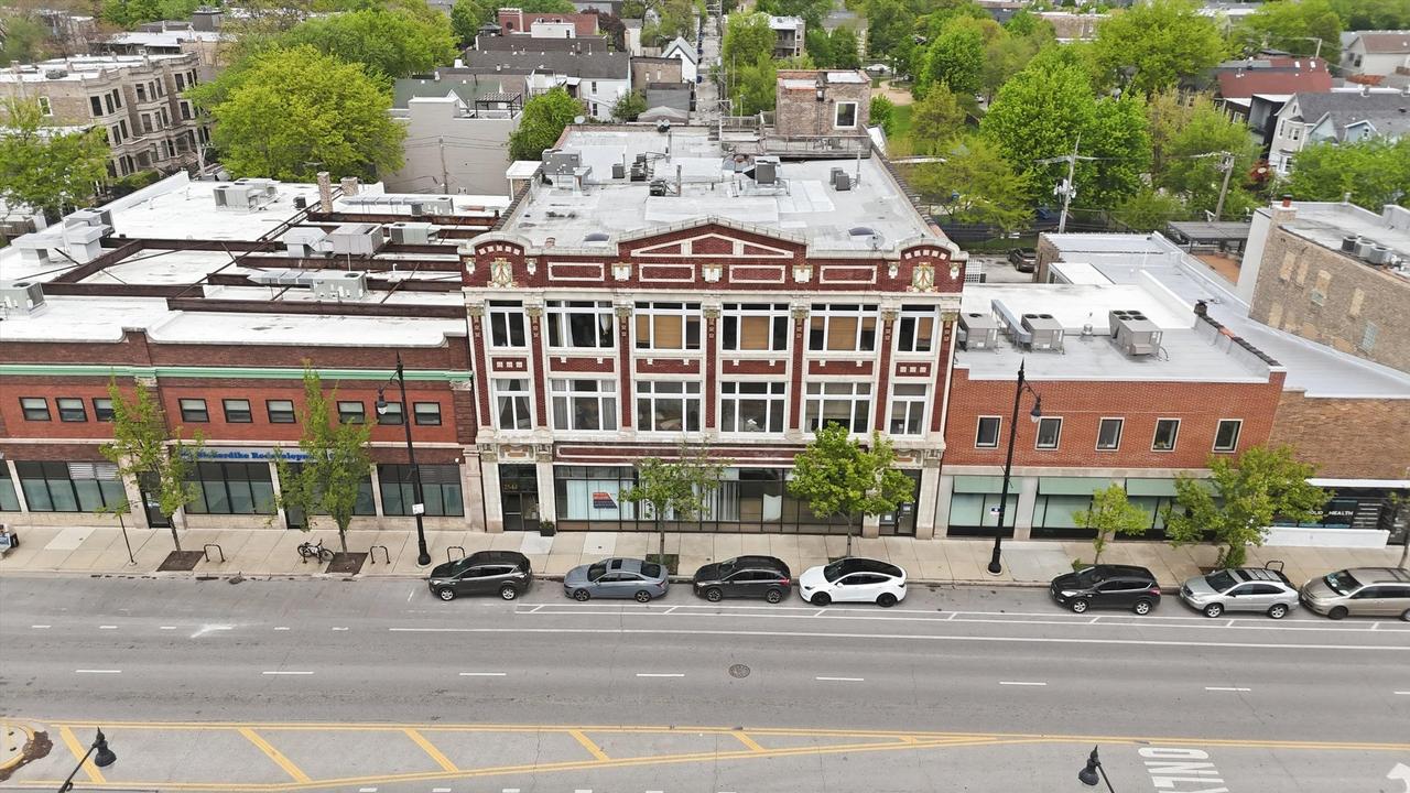 2544 W North Ave. #2B, Chicago, IL 60647