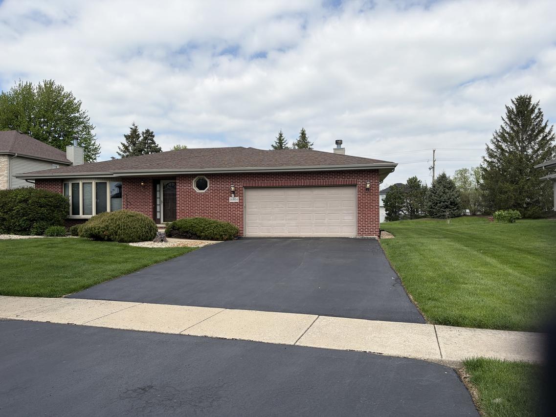 16404 Shawnee Dr., Lockport, IL 60441