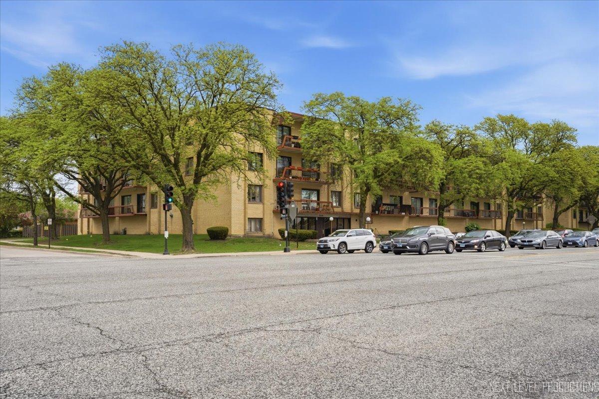 7730 Dempster St. #205, Morton Grove, IL 60053