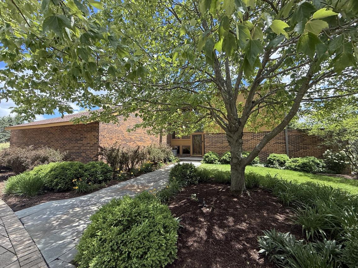 [Address Hidden by Seller], Hawthorn Woods, IL 60047
