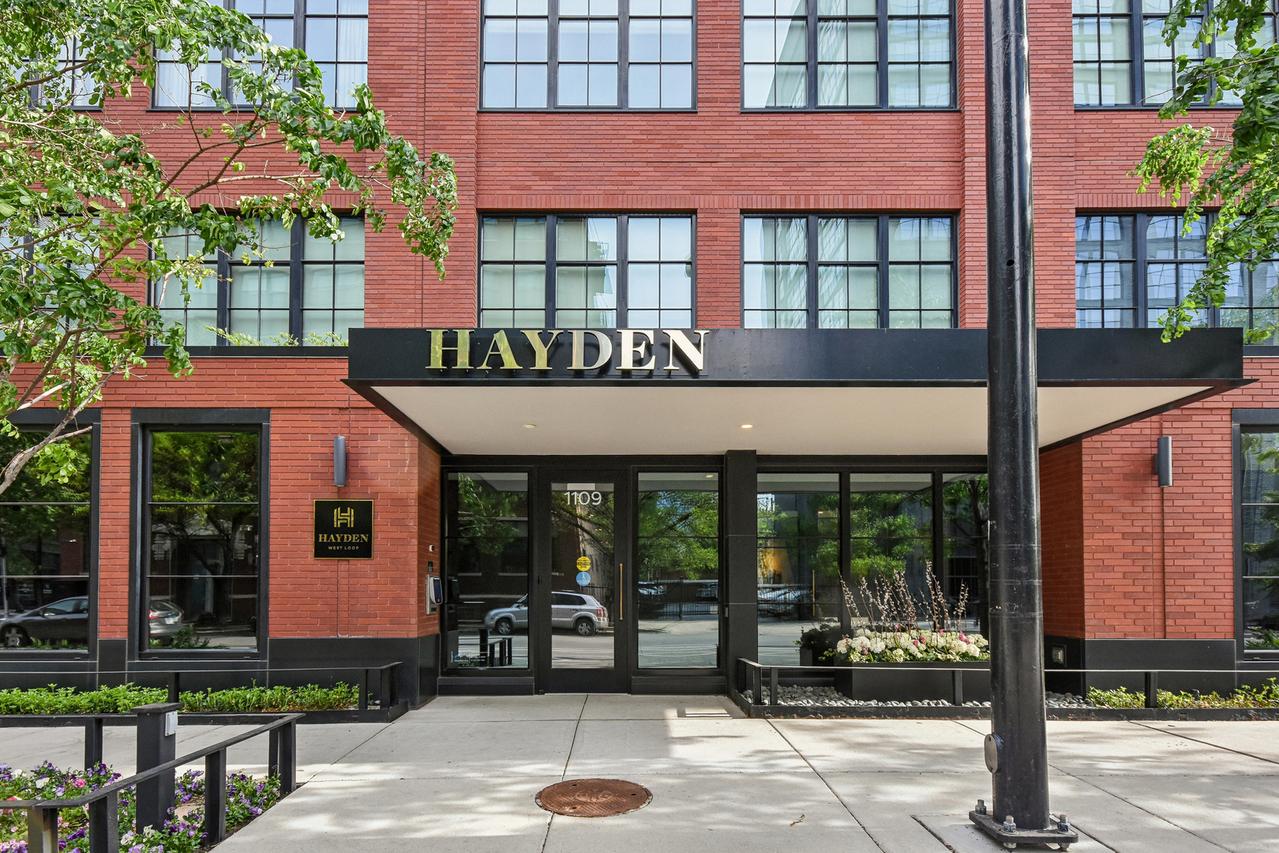 1109 W Washington Blvd. #8A, Chicago, IL 60607