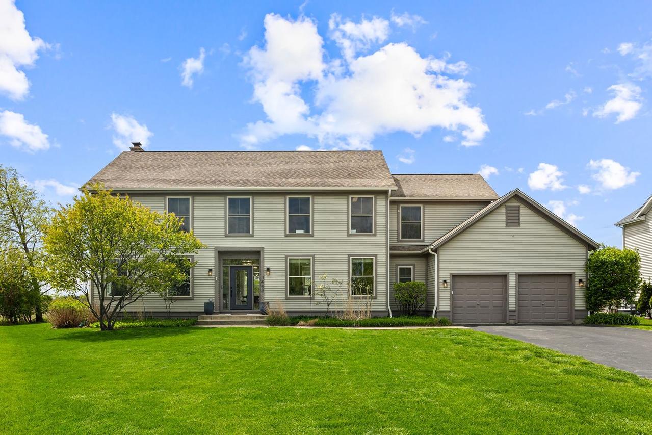 1443 Sunflower Ct., Grayslake, IL 60030