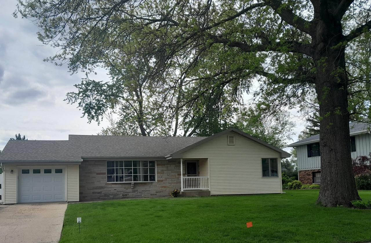 1503 Lakewood Dr., Mendota, IL 61342