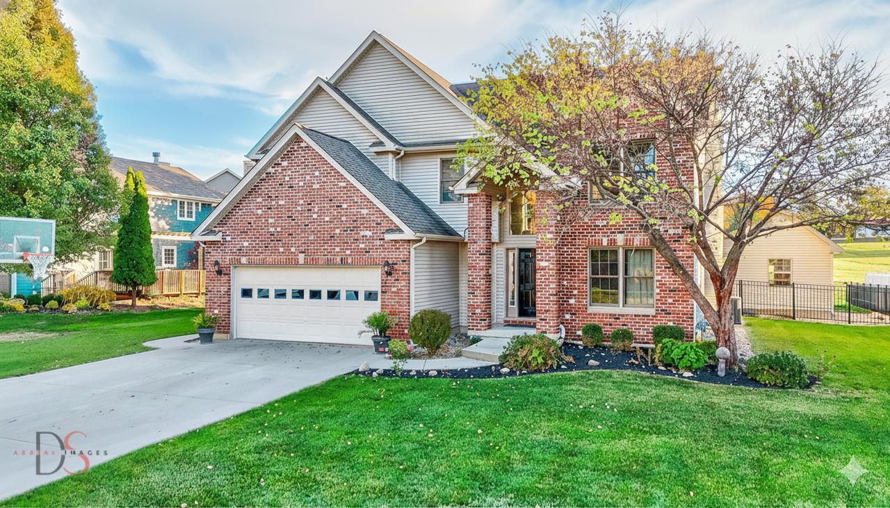 1123 Country Oak Dr., Ottawa, IL 61350