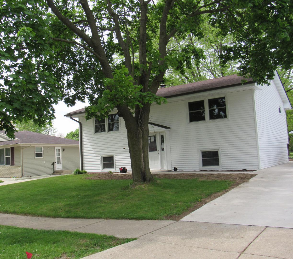 5019 Orchard Ave., Rockford, IL 61108