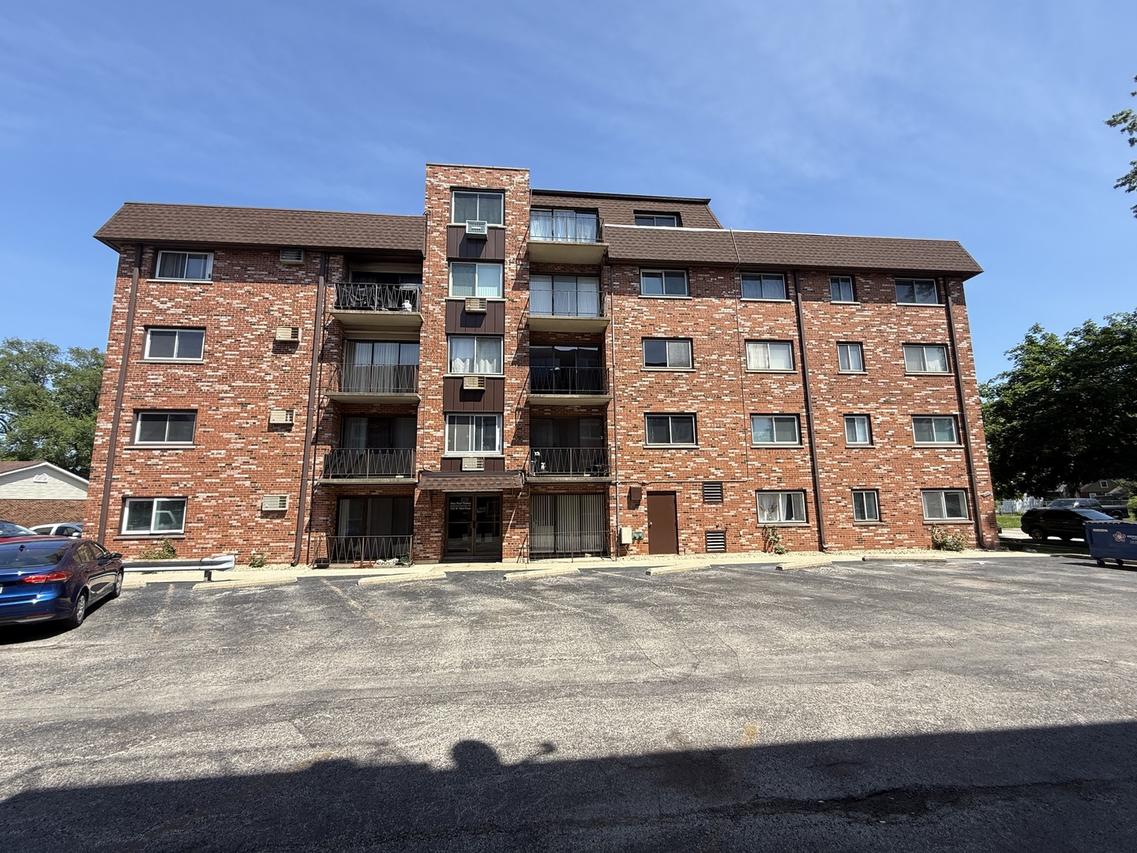 7110 W 93rd Pl. #3F, Oak Lawn, IL 60453