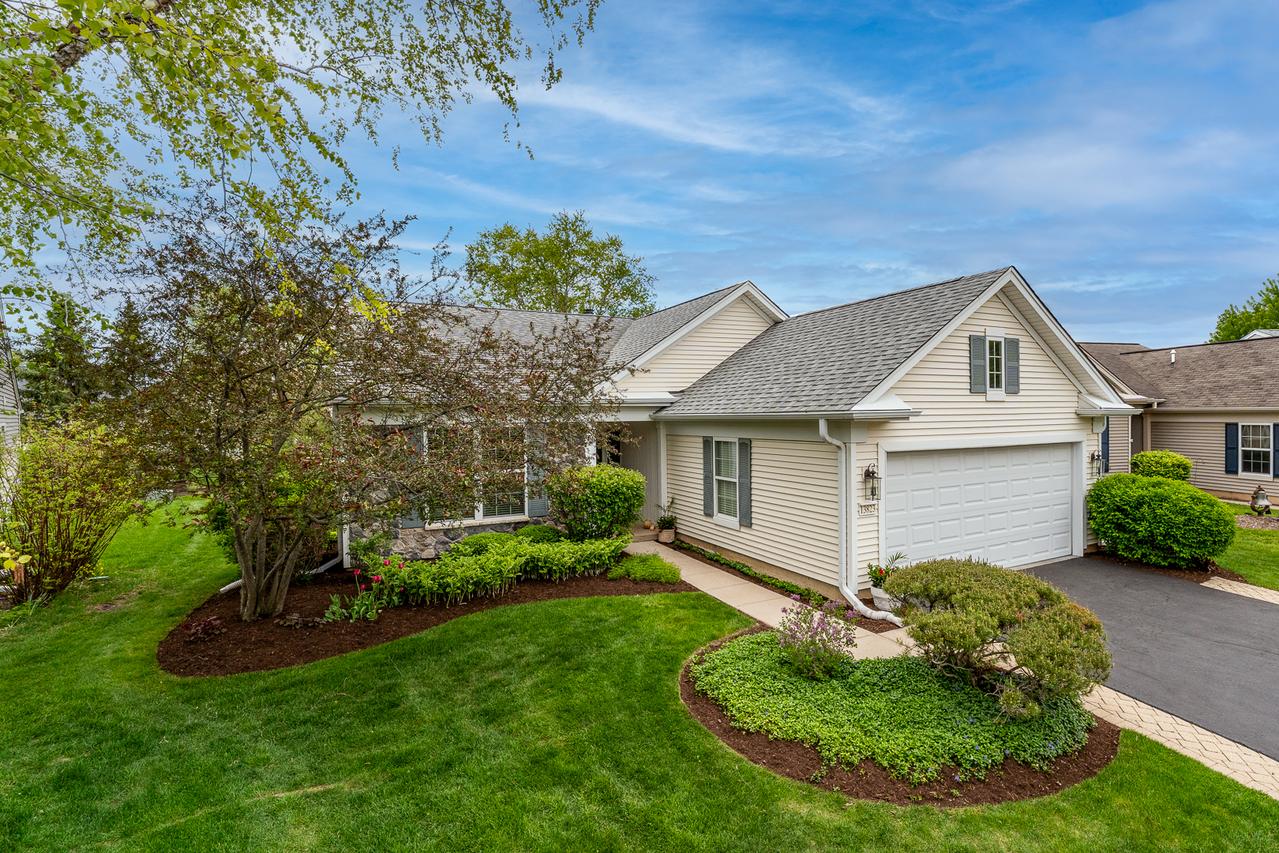 13823 Kirkland Dr., Huntley, IL 60142