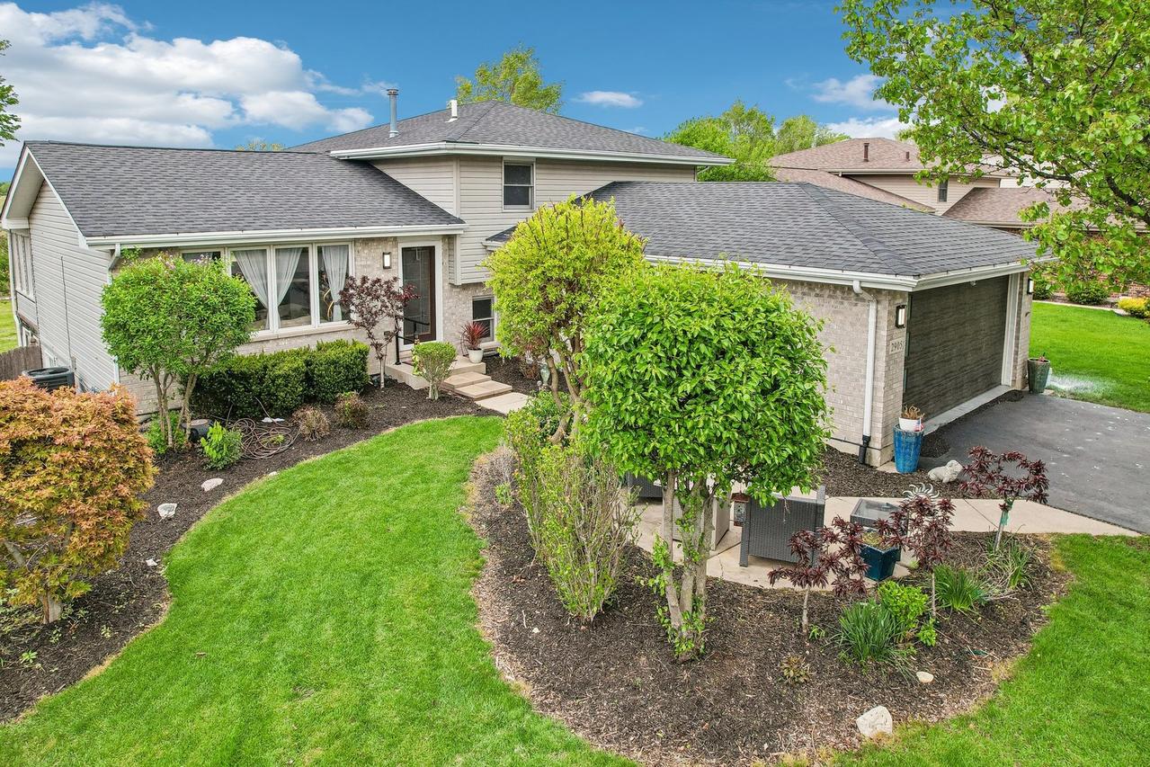 2905 Carol Dr., Joliet, IL 60432