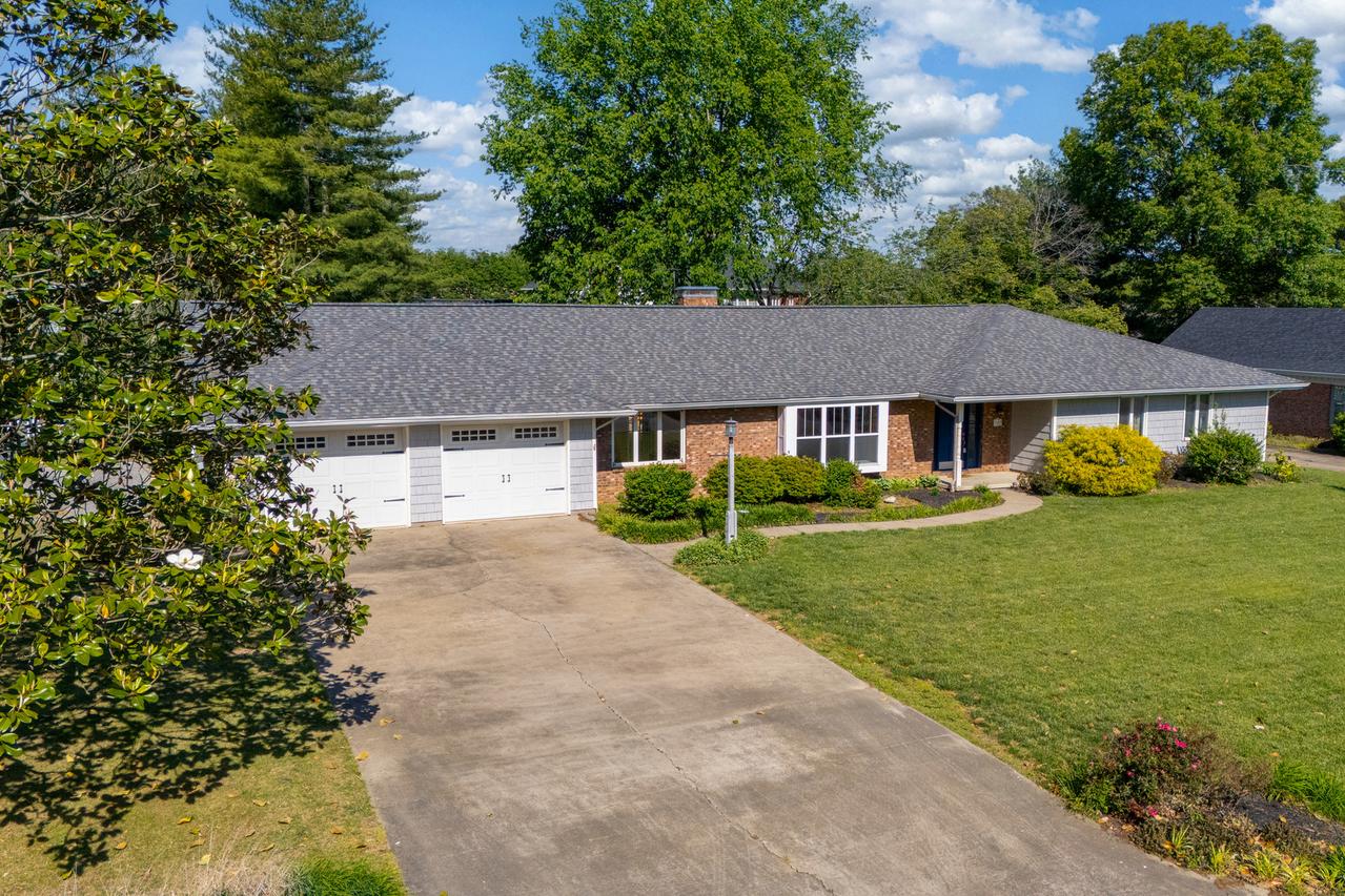 1502 Nagel Dr., Marion, IL 62959