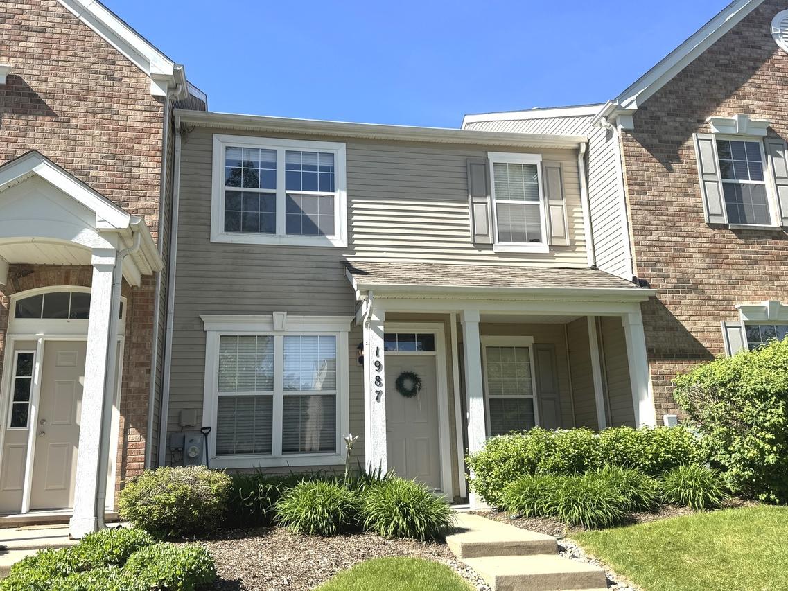 1987 Yasgur Dr., Woodstock, IL 60098