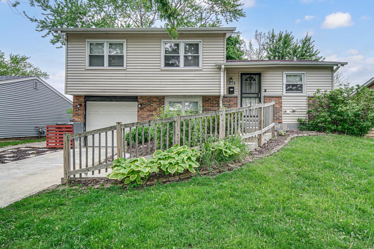 3770 176th St., Country Club Hills, IL 60478