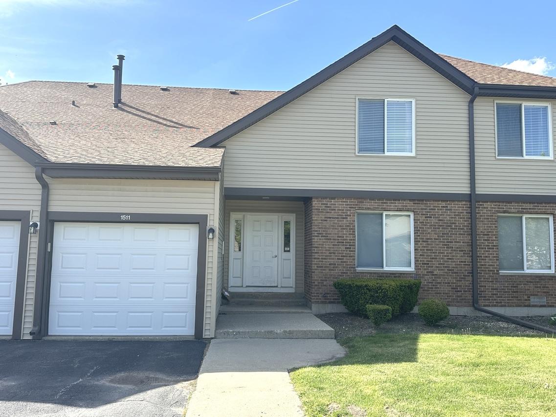 1511 Longwood Dr., Sycamore, IL 60178