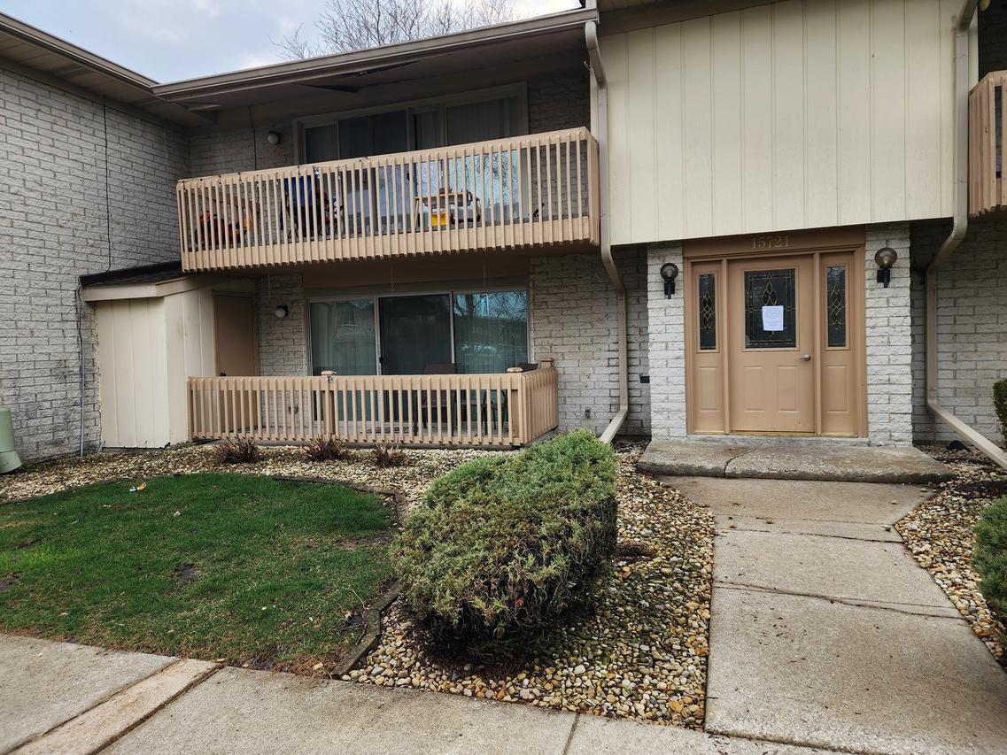 15721 Orlan Brook Dr. #86, Orland Park, IL 60462
