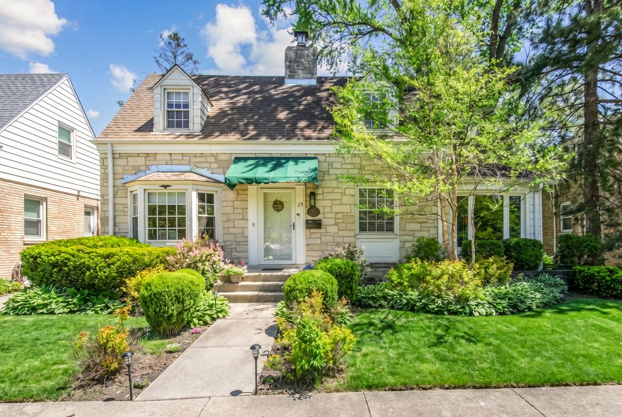 25 N Knight Ave., Park Ridge, IL 60068