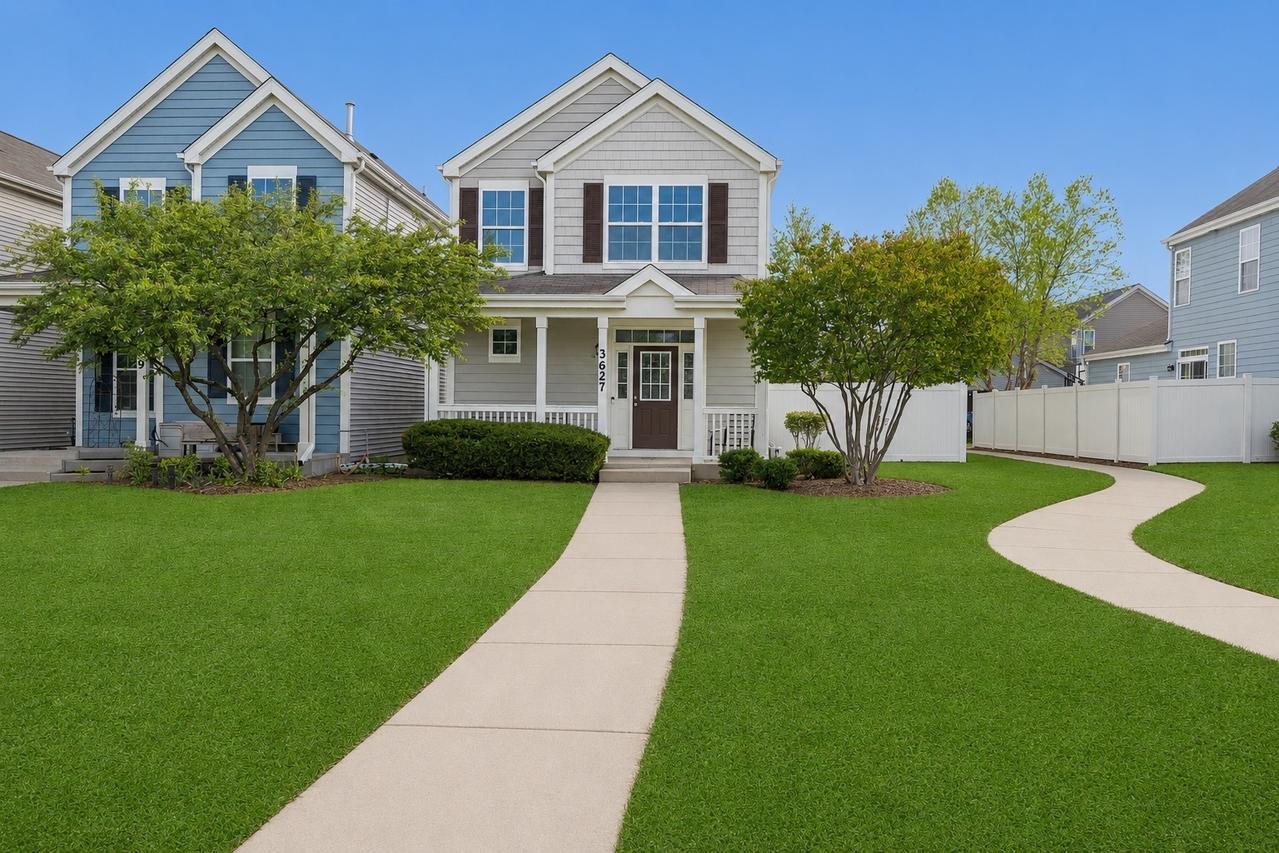 3627 Hyde Park Ct., Elgin, IL 60124