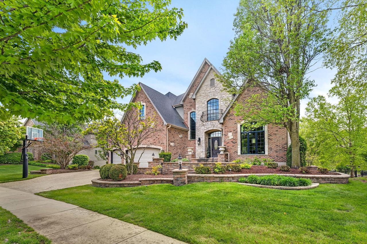 3711 Timber Creek Ln., Naperville, IL 60565