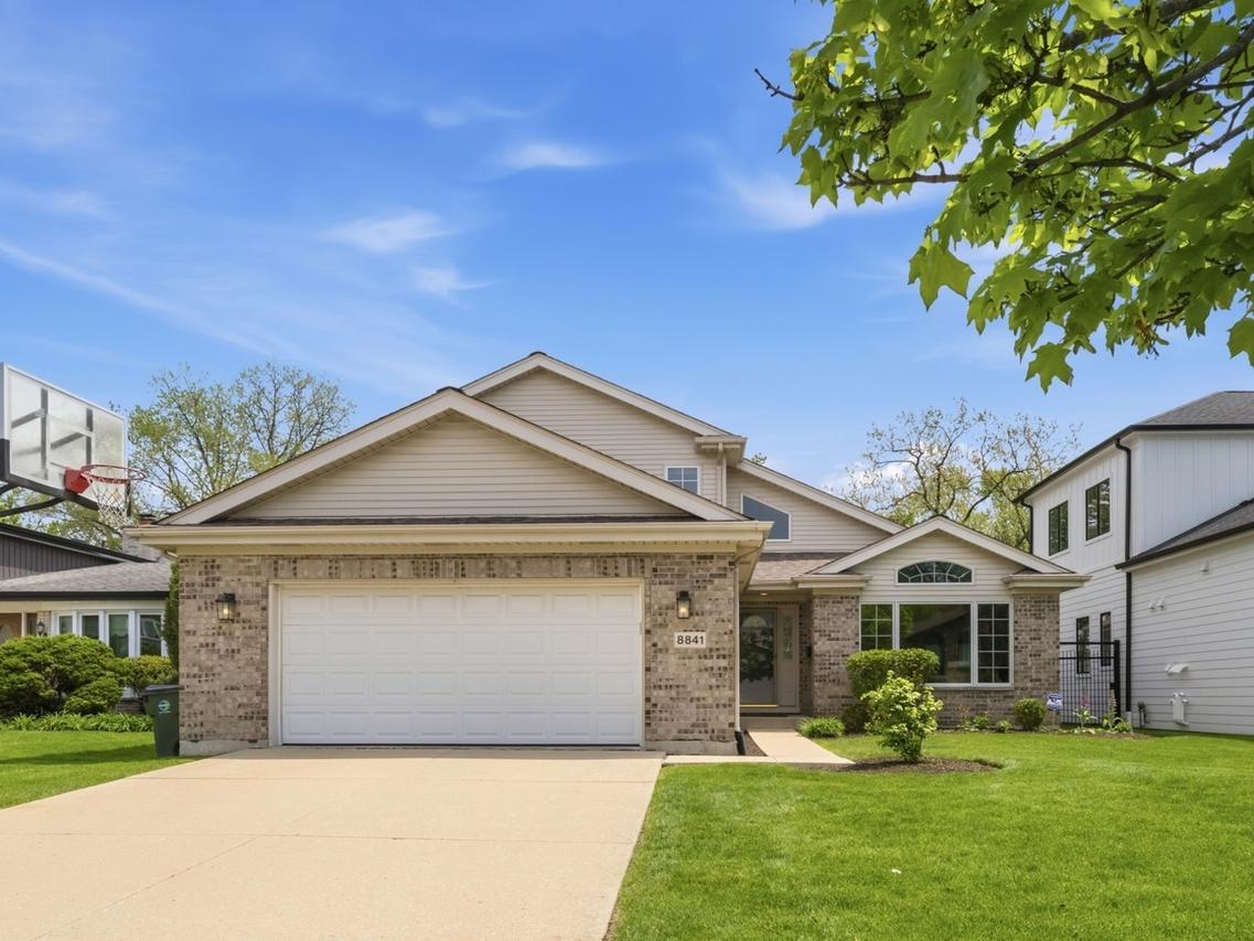 8841 N Birch Ave., Morton Grove, IL 60053