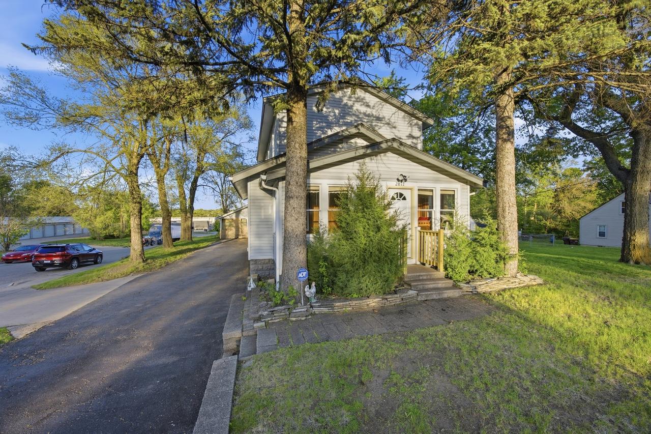 2812 20th St., Rockford, IL 61109