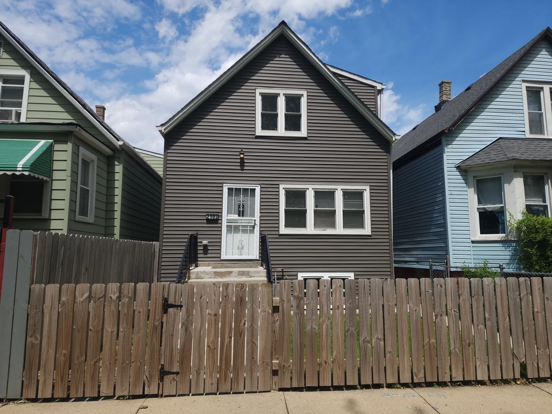 2102 W 68th Pl., Chicago, IL 60636