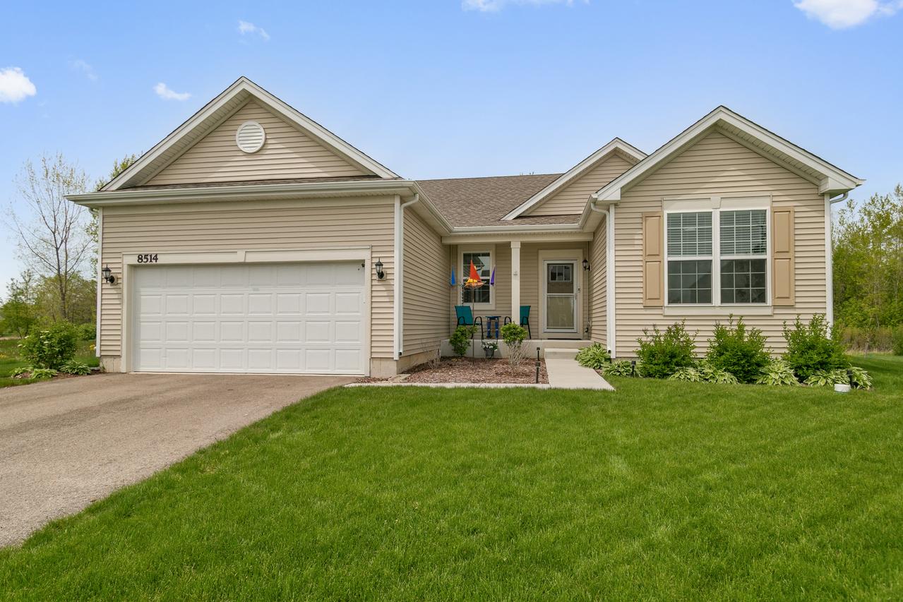 8514 White Oaks Ct., Wonder Lake, IL 60097