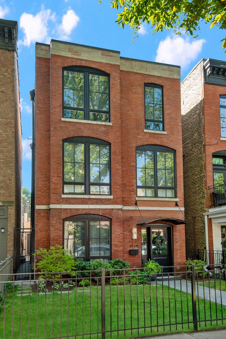 1025 W Altgeld St., Chicago, IL 60614