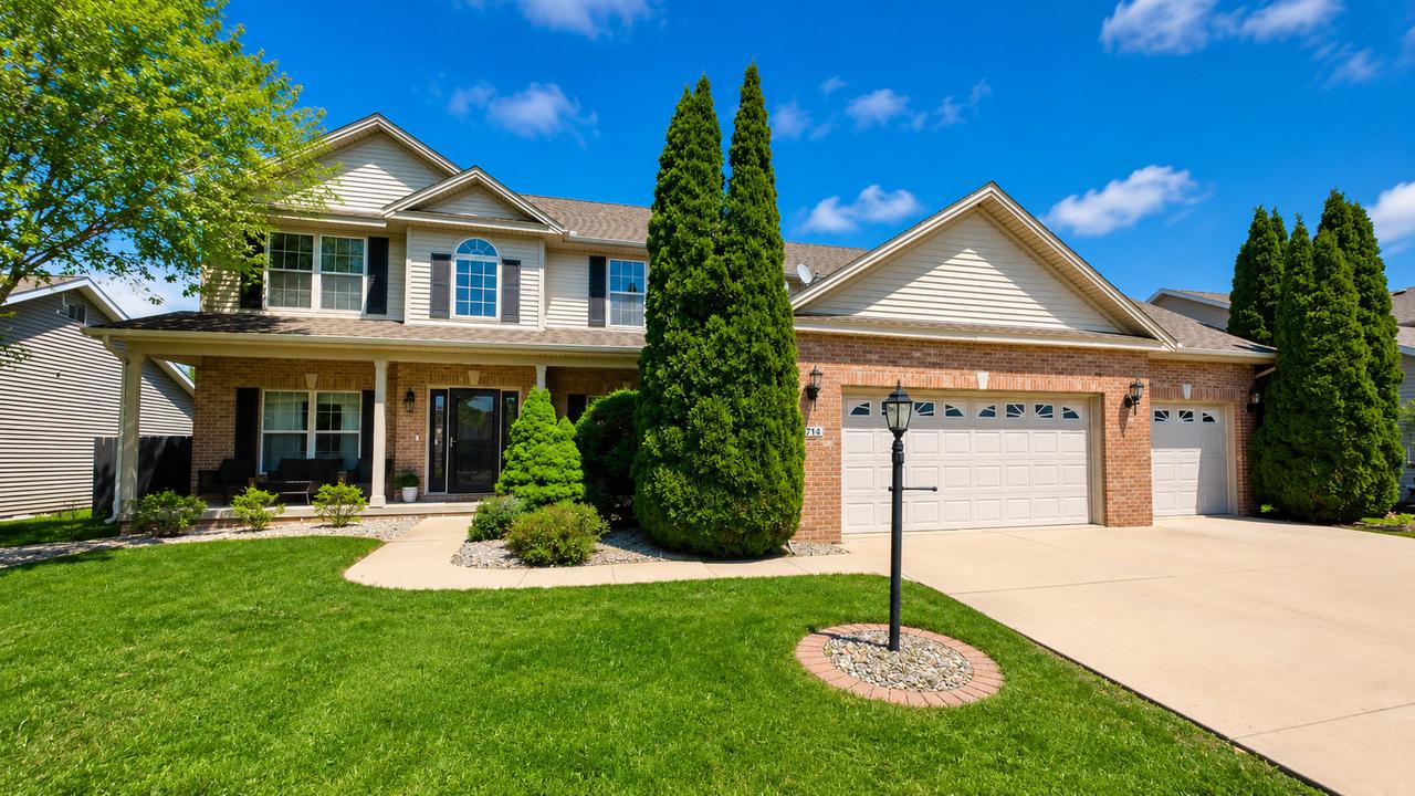 4714 Watermark Dr., Champaign, IL 61822