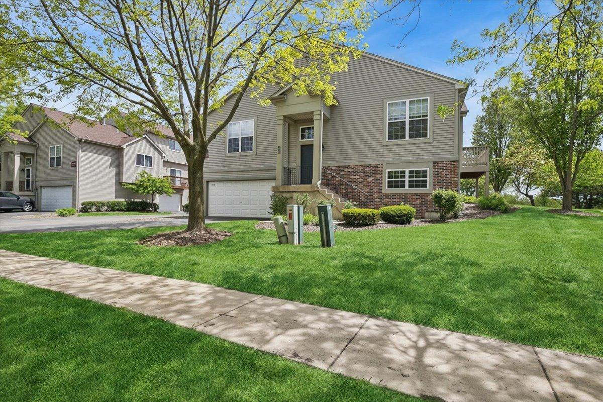 1015 Ellsworth Dr., Grayslake, IL 60030