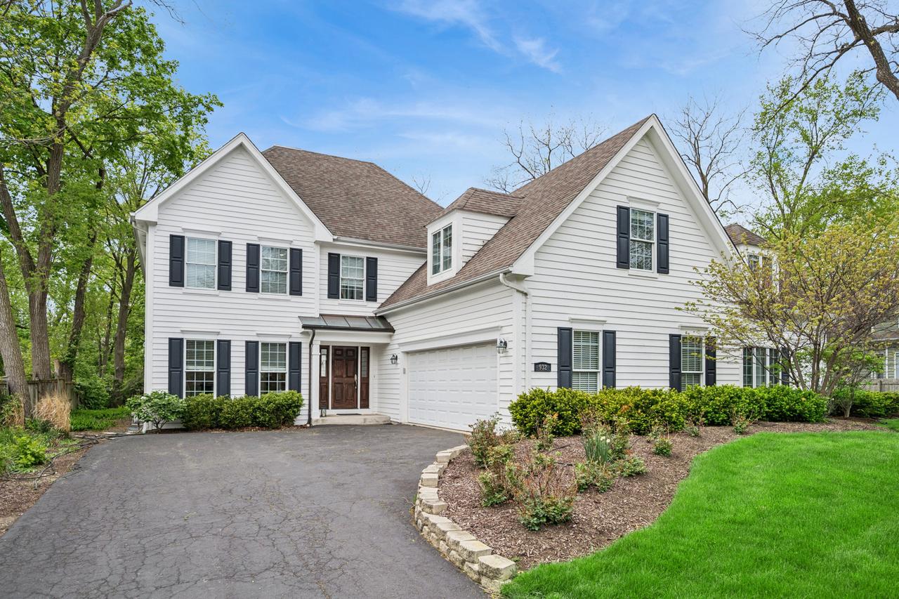 932 Chestnut St., Deerfield, IL 60015