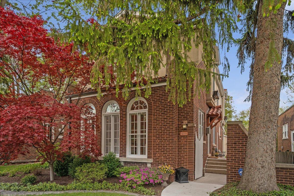 2311 Ridgeway Ave., Evanston, IL 60201