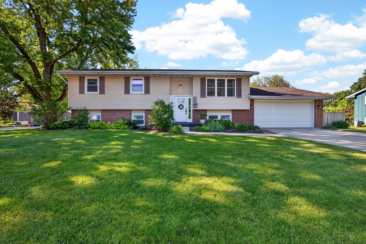 1701 Judine Ln., Normal, IL 61761