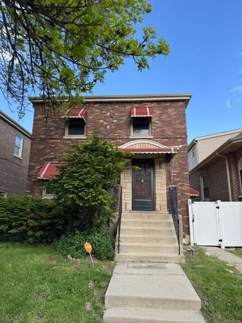 9319 S May St., Chicago, IL 60620