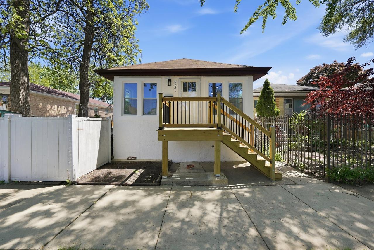 5231 S Homan Ave., Chicago, IL 60632