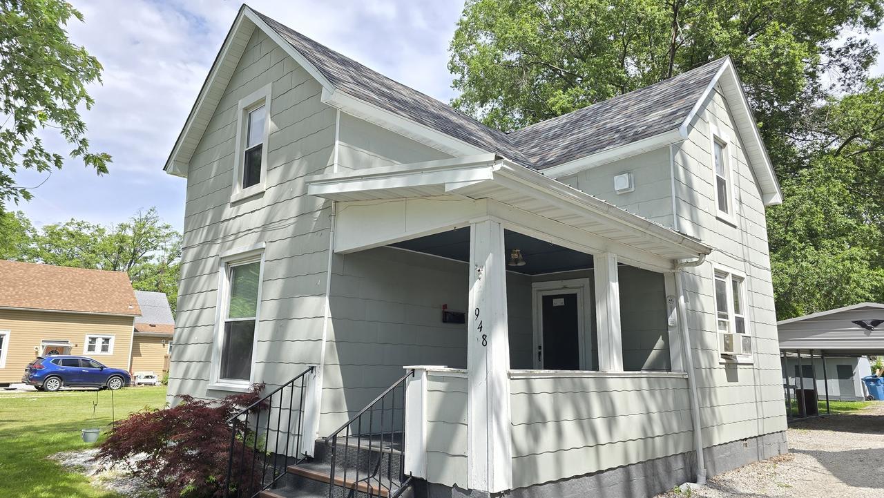 948 E Broadway, Centralia, IL 62801