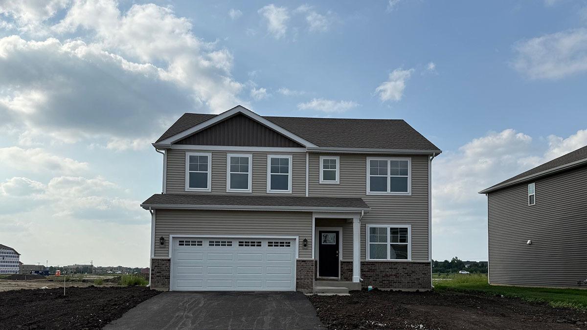 2302 Hirsch Rd., Oswego, IL 60543