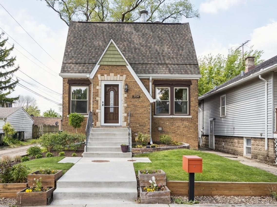 3534 Morton Ave., Brookfield, IL 60513