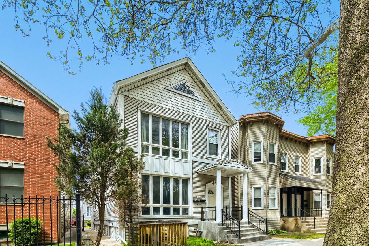 2068 N Campbell Ave., Chicago, IL 60647