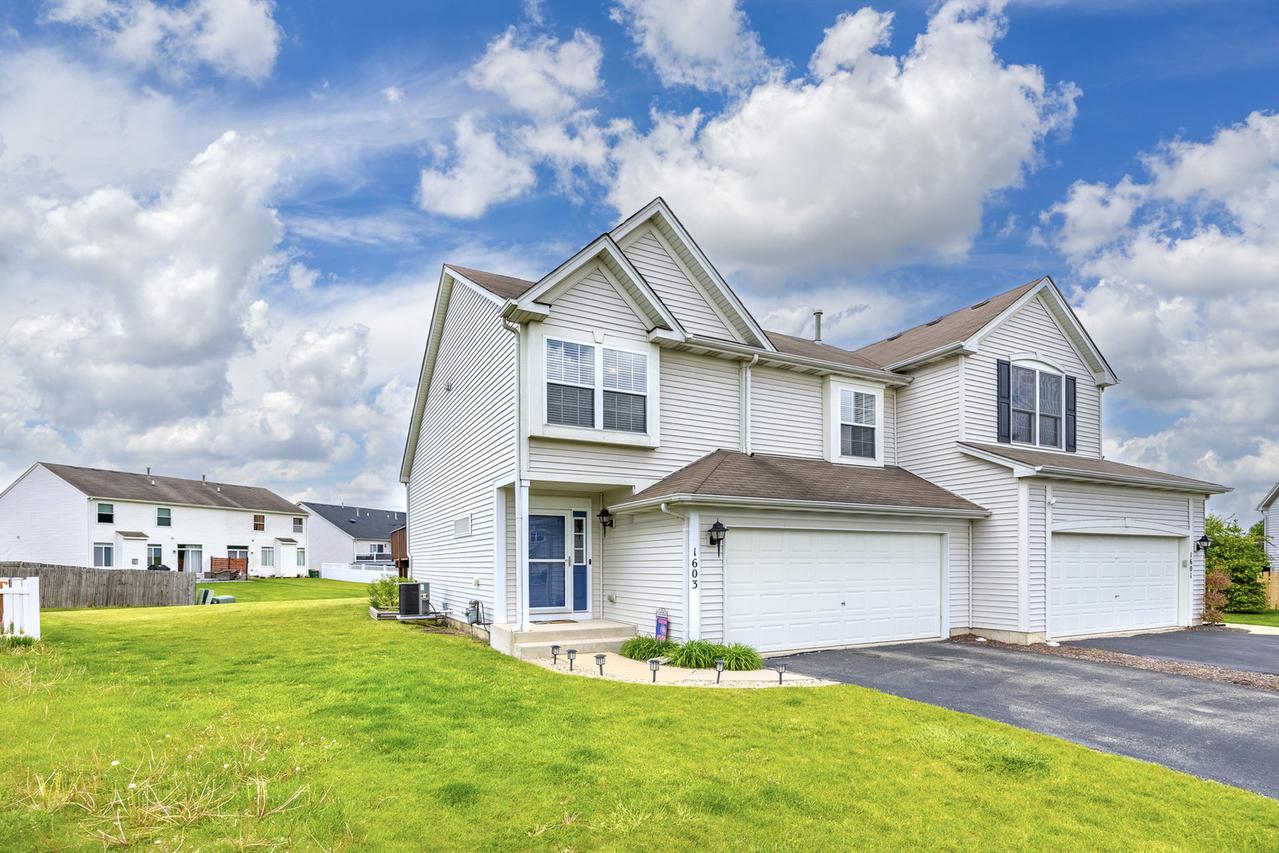 1603 Grove Ct., Lockport, IL 60441